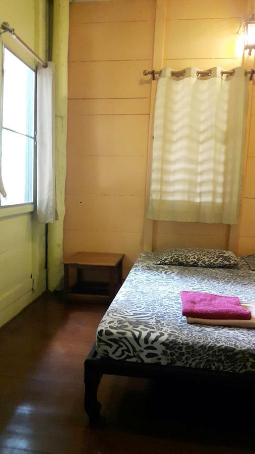 Bangkok House Hostel Phra Nakon ภายนอก รูปภาพ